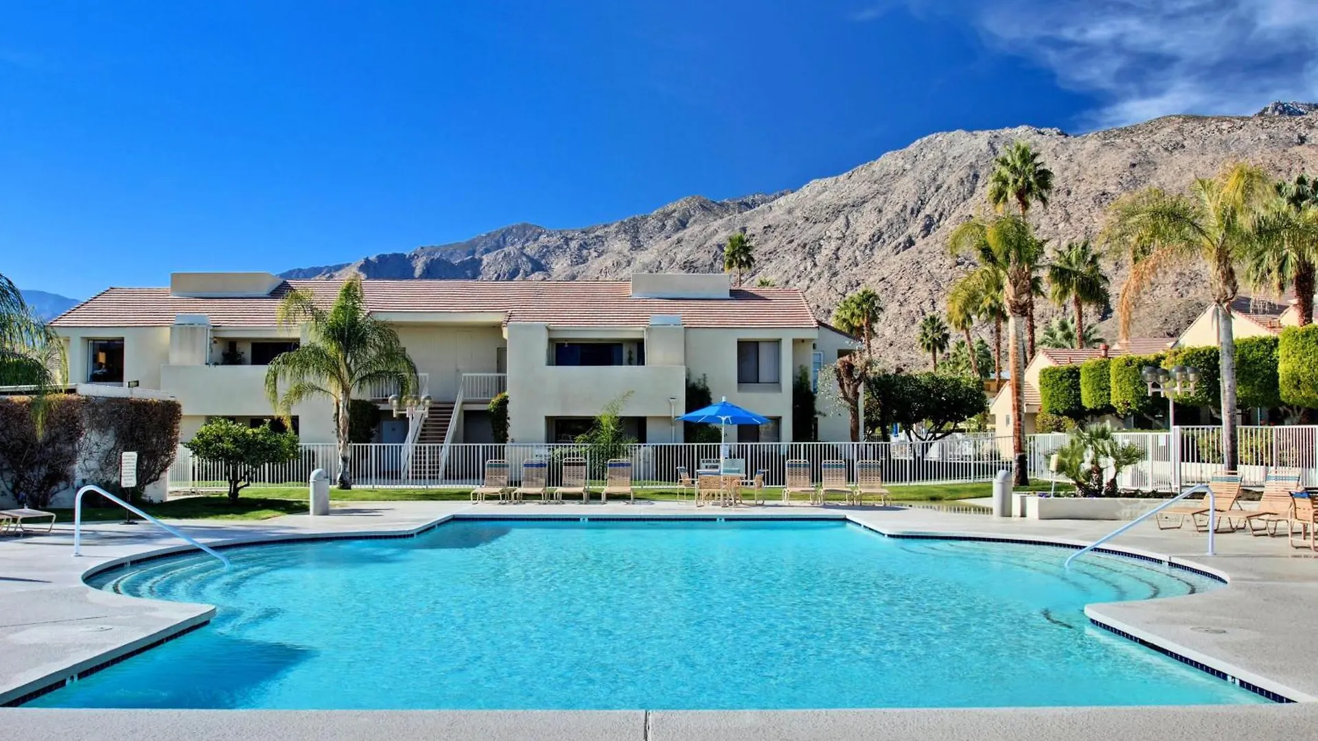 Convenient & Cozy Downtown - A Ryson Property Palm Springs 0*,  USA